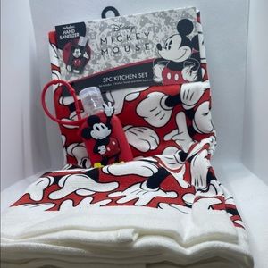 Disney mickey mouse 3PC Kitchen set inkudes zhand Sanitizer
